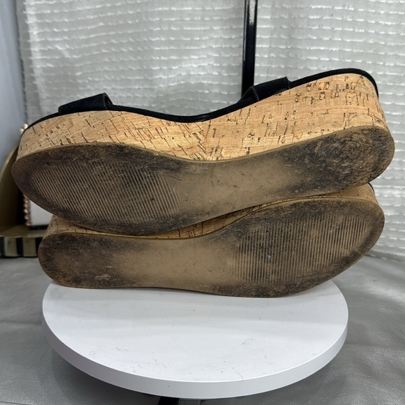 (T5) Steve Madden Women's Breathe Slingback Wedge Sandals, Black Suede, 8.5 M - Picture 5 of 10